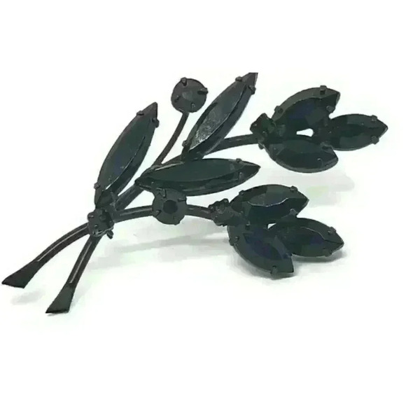 Vintage Brooch Jett Black Rhinestones Japanned Finish Leaf Mourning - Picture 1 of 6